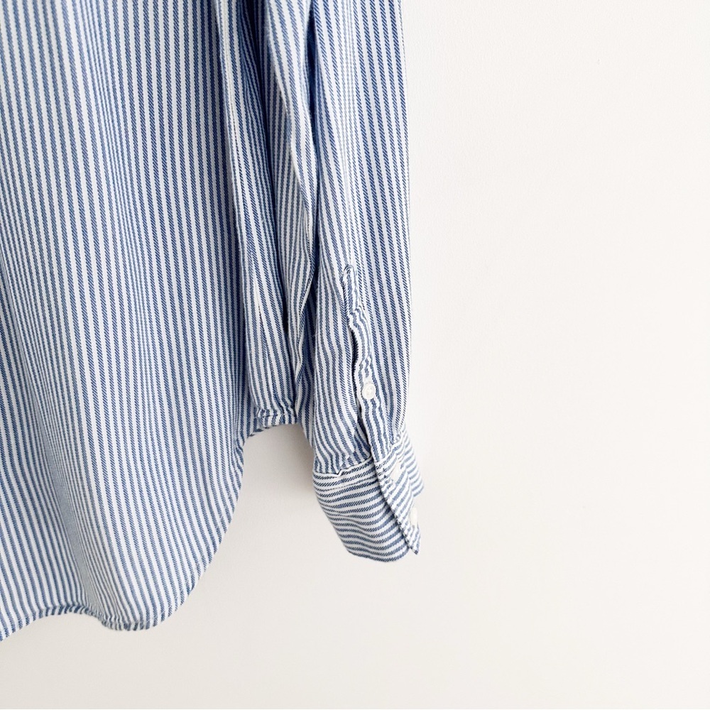 A New Day Blue & White Striped Button Down Shirt Size Medium - Picture 5 of 8